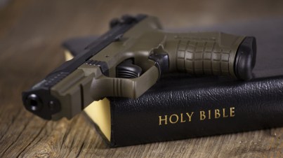 guns_in_church