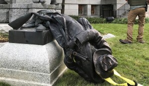 destroying-confederate-statues